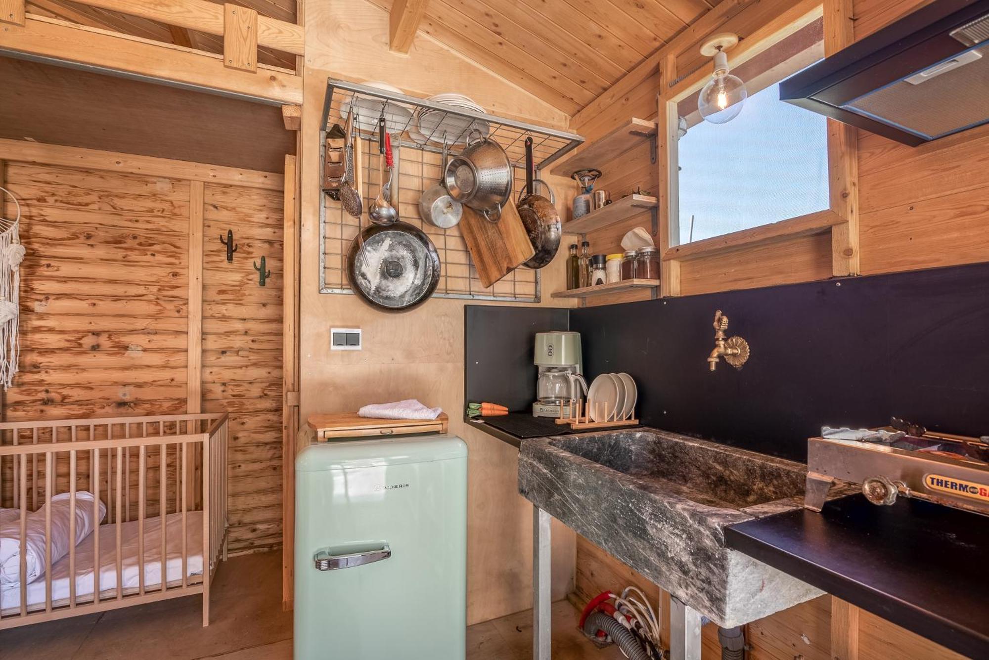 Wooden House Apartments Kalathenai Экстерьер фото